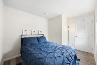 Pet Friendly Lake Cottage w/Fireplace & Fire Pit W/D Hotel a Southeast