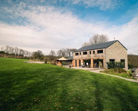 勒多曼德布拉 列訥酒店