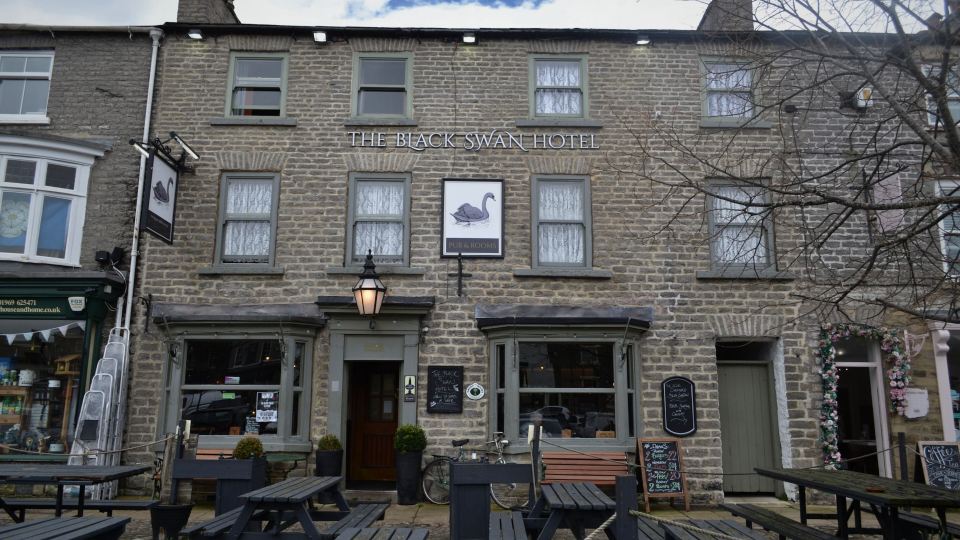 The Black Swan Hotel