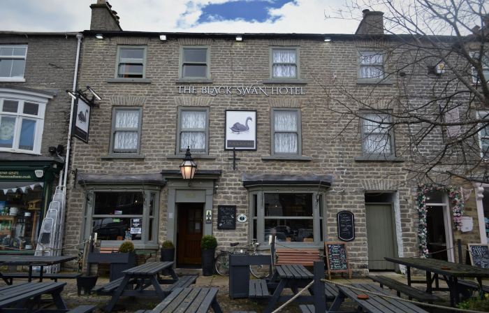 The Black Swan Hotel