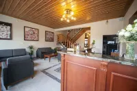 أهيسكا بالاس فنادق في كارس