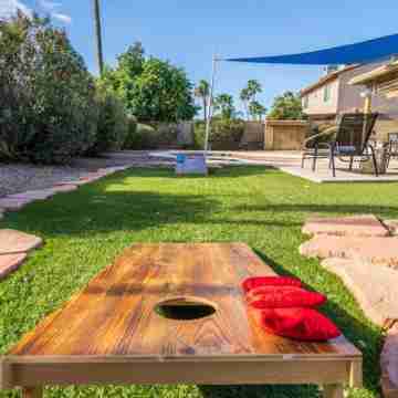 New Listing Stylish 4 Bdrm WPool and Game Room Hotel Exterior