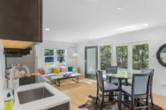 ザ スウィーテスト ヒル - 81 ウォークスコア のホテル