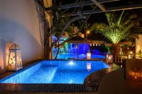 Zephyros Hotel - Bergblick