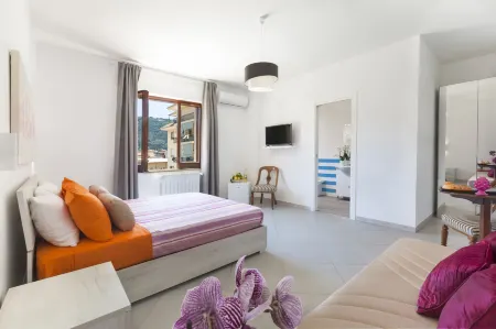 Estate4Home - Sofia Flora