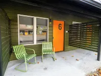 The Brooks Motel - 2-Star
