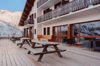 Alpeen Hotel Hotels in Les Menuires