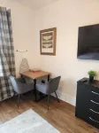 Immaculate 1-Bed Apartment in Greenhithe - Апартаменты