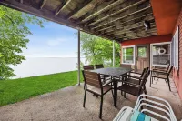 Big Cormorant-Lg.Walkout w/2 living areas for comfort, big lot, arcade, lily pad Hotels in Becker County