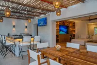 Villa Luna Nueva - Concierge and Maid Service included