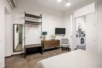 Casta Diva Fervore Apartments
