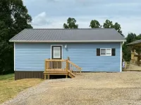 Lake Cumberland "Lake Daze Cabin" near Clearwater - 2-Star