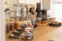 Hôtel Lou Juan - breakfast