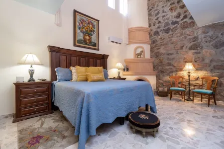 Escape, Rejuvinate in this serene castle by the beaches of Mexico-Casa Serenidad Отели рядом с достопримечательностью «Barajitas Canyon»