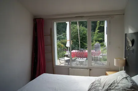 Maison de Vacances Environnement Arboré, 5 mn à Pied de la Plupart des Plages