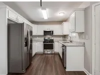 Spacious & Private 3 bedroom Home Hotels in Stonecrest