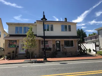 Uniquely Historic & Quaint Room in the center of downtown Middletown,DE Hotels in 