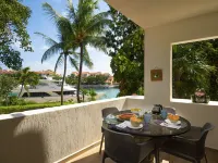 Chac Hal Al, Casa Calandria lovely studio steps from the beach. Hotels in Puerto Aventuras