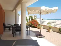 Superb 90 m2 villa directly on the beach of Palavas Montpellier Hotels in Palavas-les-Flots
