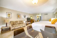 Stunning ocean views & direct beach access (516)