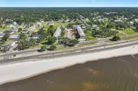 Beau Claire 2Br Long Beach Condo Close to Gulfport, Biloxi