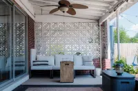 Newly furnished modern cozy 5-bedroom home with Massage chair, hot tub & more