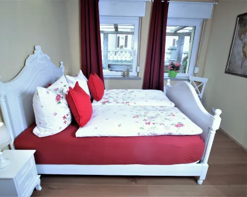 Charming apartment Romantika in the middle of the Zittau mountains / health resort Oybin Hotels in Oybin