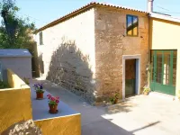 Holiday home in Galicia, 'Camino de Santiago, Via de la Plata' Hotels in Deza