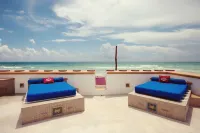 Secret Beach Shell Villa - on Beach - Private Pool - Owner is a Chef - Very Safe