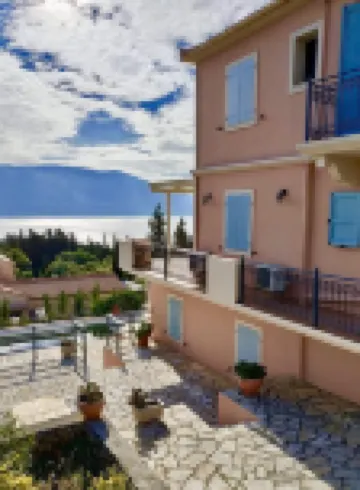 Armonia Villa, Stunning views, private pool, peaceful location, sleeps 2-7