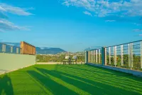 Kingston's Finest... Introducing The Edge Estate