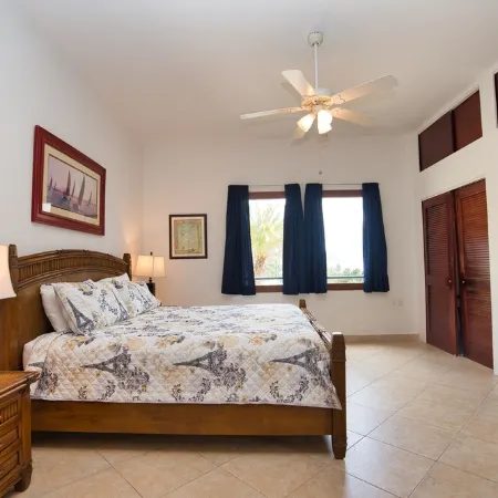 Luxurious Porto Cupecoy