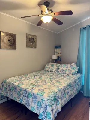 Relaxing beach view condo
