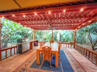 Villa Abejita in Playa Negra: Pool, AC, Walk to Beach, WiFi, Spacious, Private