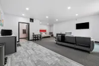 Lutum @ The Cobblestone - Handicap Accessible