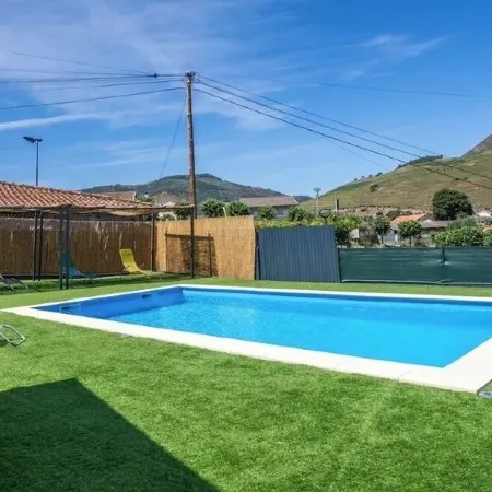 Casa no Coração do Douro com Piscina