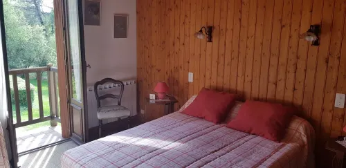 Country house in Livradois Forez Hotels in Saint-Victor-Montvianeix