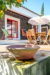 Cottage House with A/C – Big Garden - FREE Wood