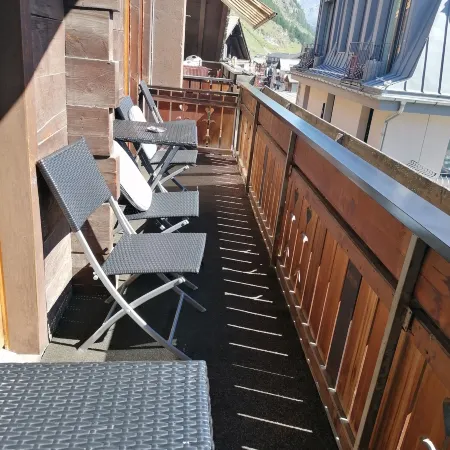 Petit Helvetia Budget Hotel