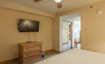 Grand Lodge Condo in the Heart of Mt Crested Butte 1 Bedroom Condo - No Cleaning Fee! by RedAwning