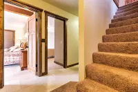 Cozy Lake-View Hideaway! Pet-Friendly Truckee Home - Lemmikkieläimet sallittu