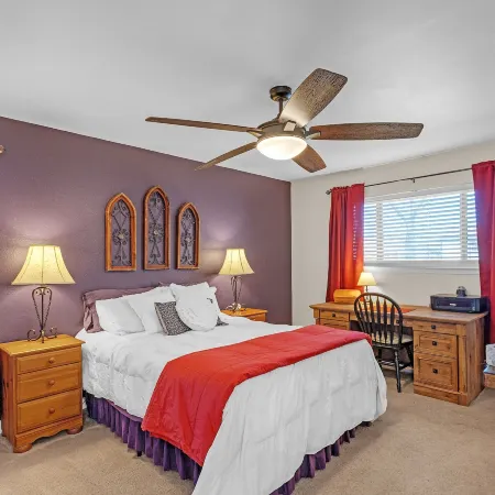 Dean's Retreat at Georgetown 3 Bedroom Home