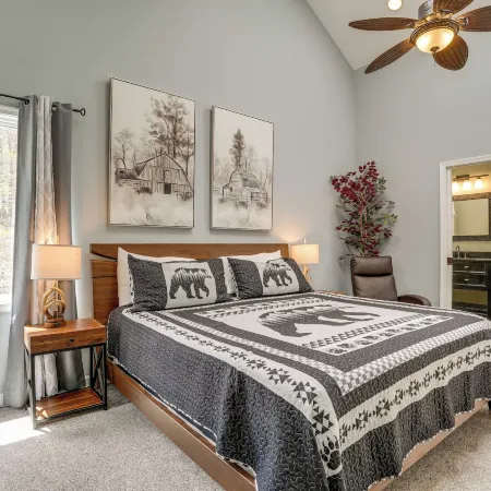 Stunning Wintergreen Resort Home: Ski & Golf!