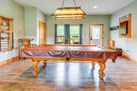 Mtn-View Home 6 Mi to Jay Peak Resort Fish and Hike - Wifi