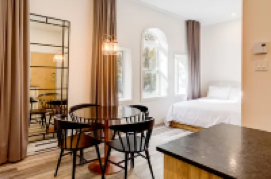 라드레스 수르 그란드-알리 로프트  호텔