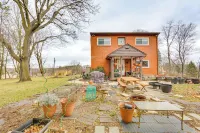 Rustic Chic Retreat 4 Mi to Kennywood! Hotel in zona Whip