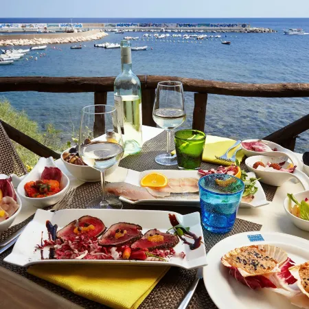 Hotel Cala Luna