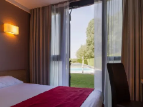 The Originals City, Hôtel le Sextant, Toulouse Sud Hotels in Labege