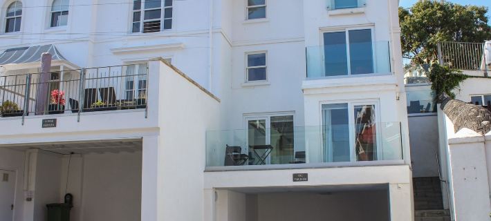 Yardarm Hotels in Salcombe