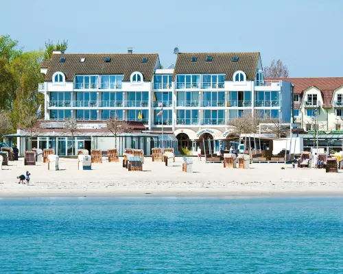 Ostsee-Hotel Hotels in GroBenbrode